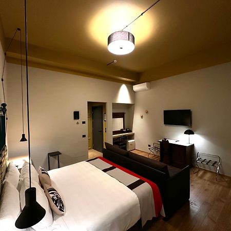 Hotel Priori Secret Garden ペルージャ エクステリア 写真