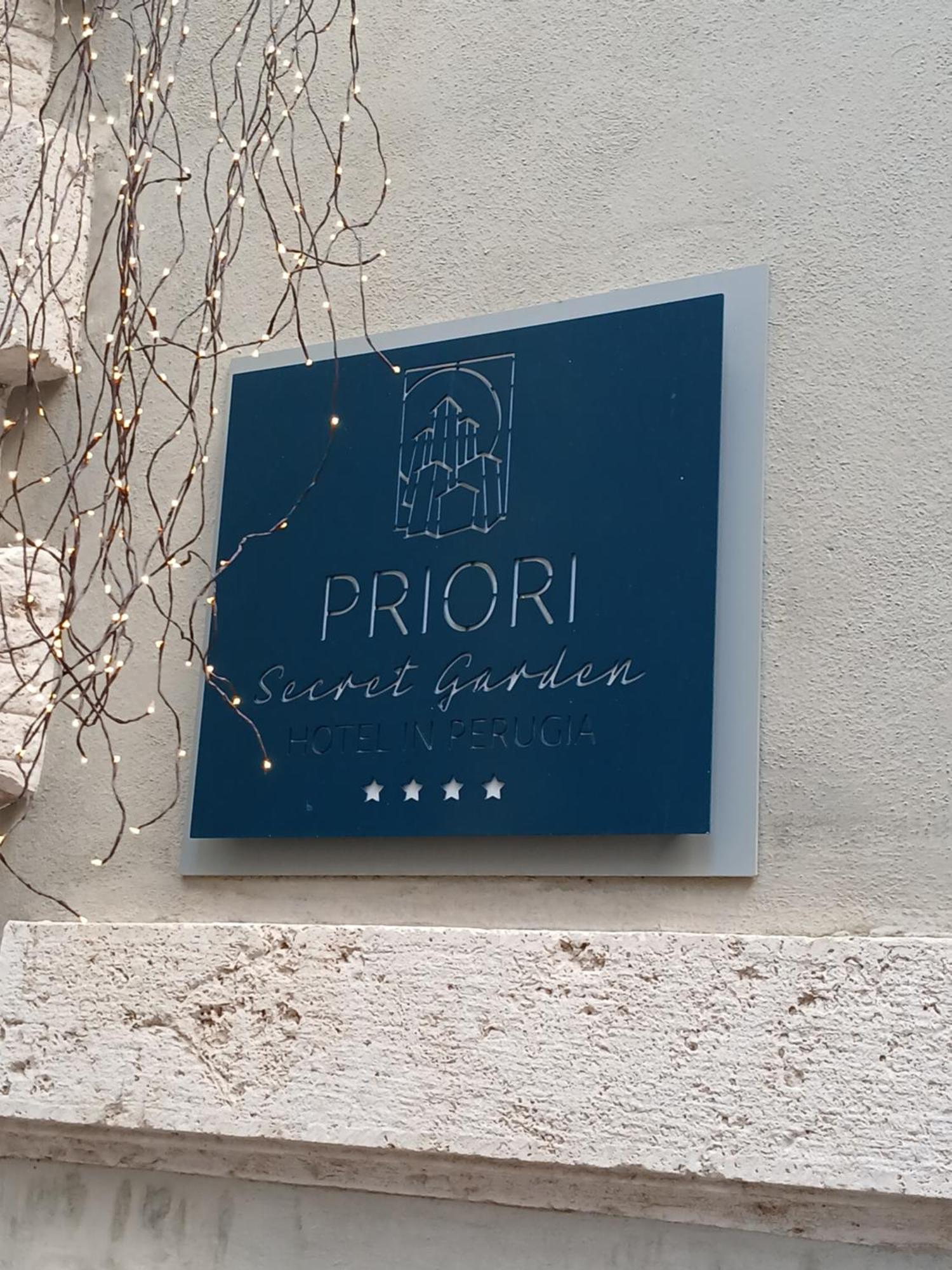 Hotel Priori Secret Garden ペルージャ エクステリア 写真
